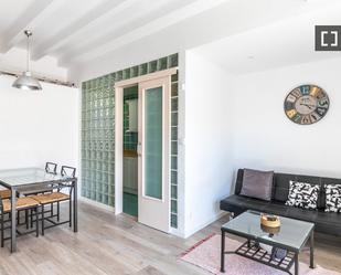 Living room of Flat to rent in  Barcelona Capital  with Air Conditioner, Heating and Furnished