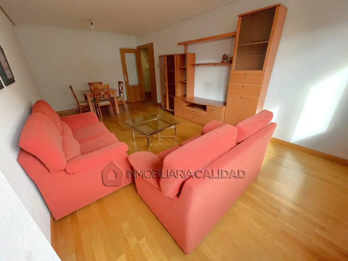 Living room of Flat for rent in Burgos  with Heating and Furnished