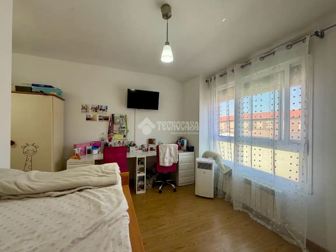 Casa pareada en venta en Villanueva de la Torre, imagen 34