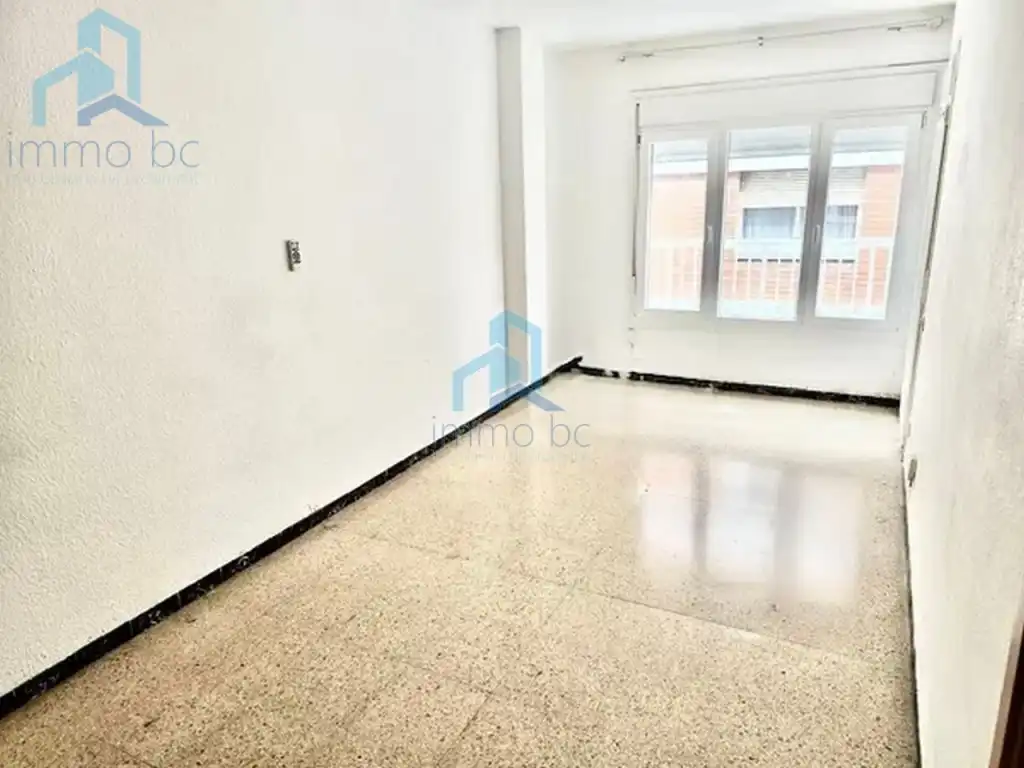 Vista exterior de Piso en venta en Tarragona
