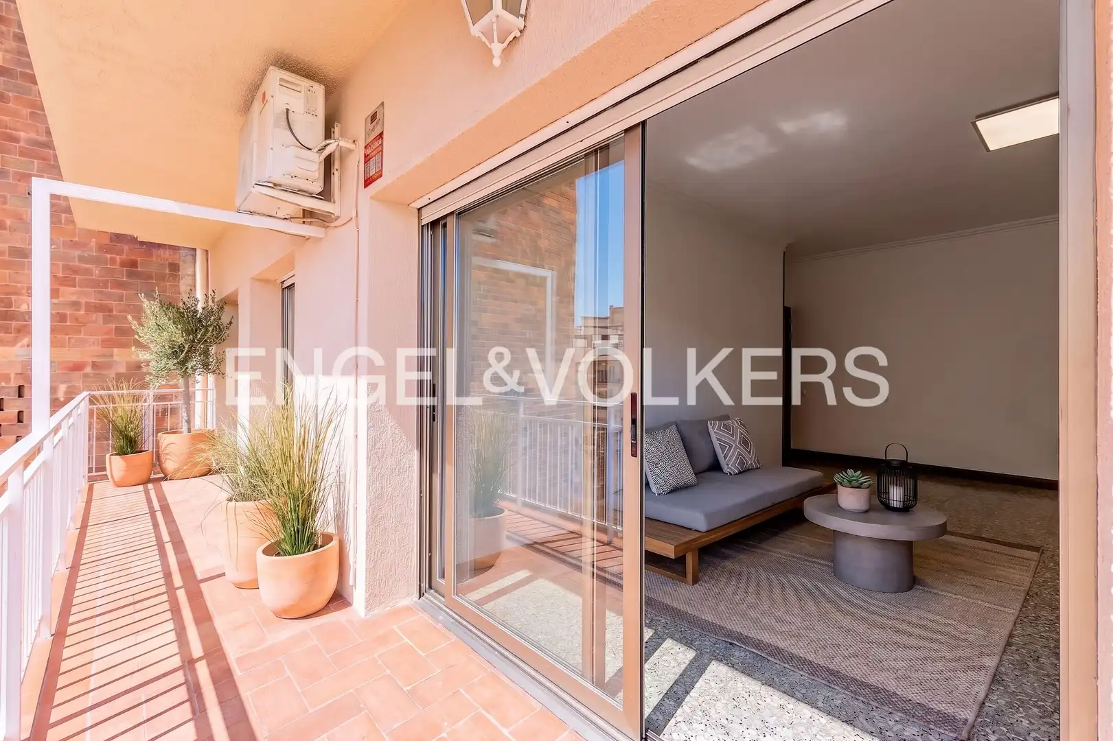 Terrasse von Wohnung zum Verkauf in Barcelona mit Klimaanlage, Heizung und Terrasse