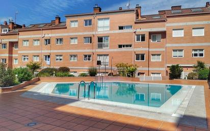 Piscina de Àtic en venda en Pontevedra Capital  amb Calefacció, Jardí privat i Terrassa