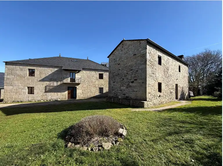 Vista exterior de Residencial en venta en Friol