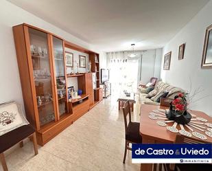 Vista exterior de Apartament en venda en Pineda de Mar amb Calefacció, Terrassa i Traster