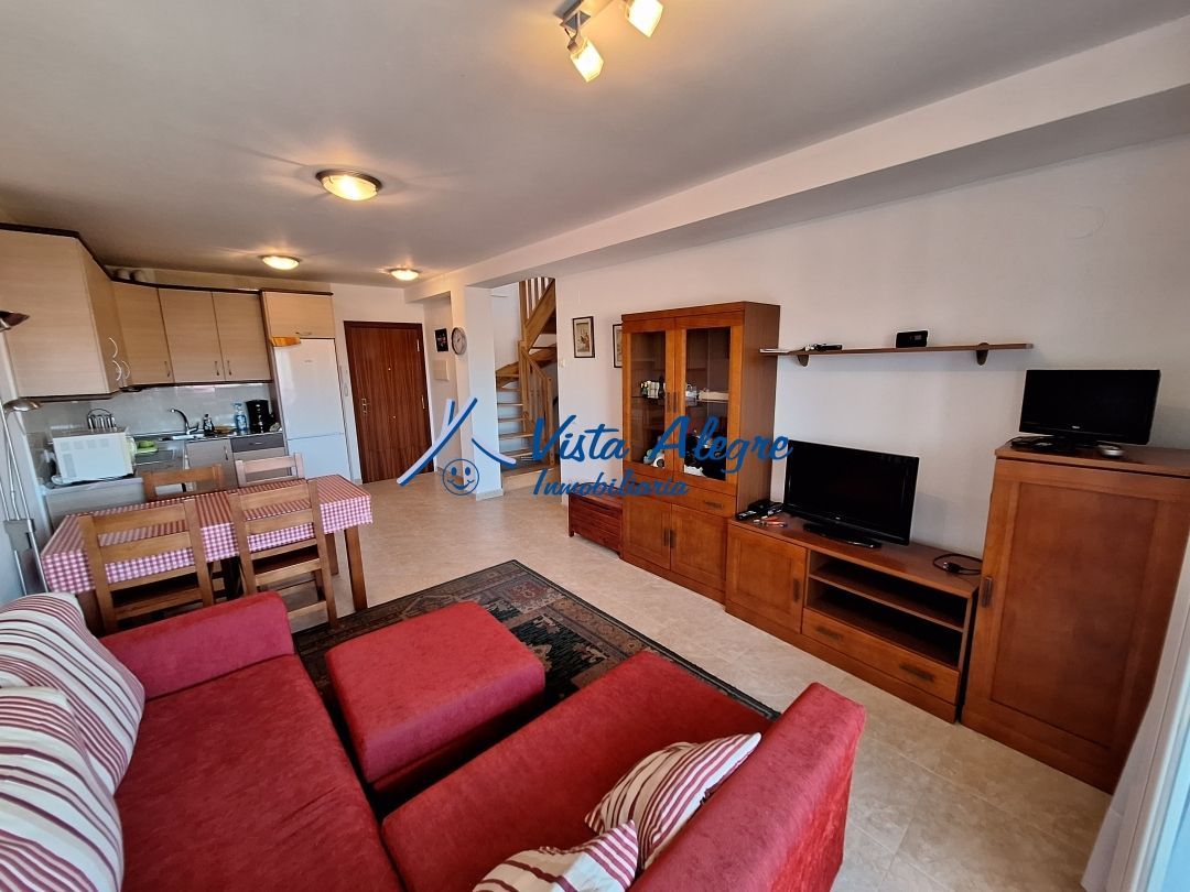 Sala d'estar de Apartament en venda en Castañares de Rioja amb Calefacció, Terrassa i Traster