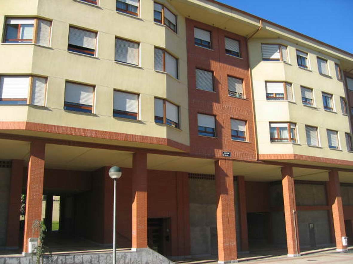 Außenansicht von Abstellraum zum Verkauf in Basauri 