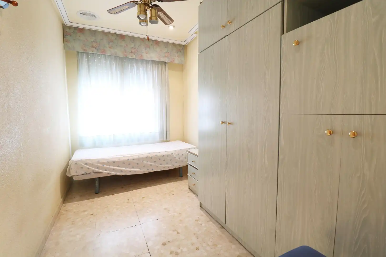 Bedroom of Flat for sale in Elche / Elx  with Air Conditioner, Storage room and Balcony