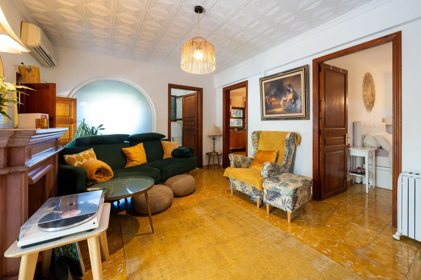 Sala d'estar de Casa adosada en venda en Calvià amb Jardí privat i Terrassa