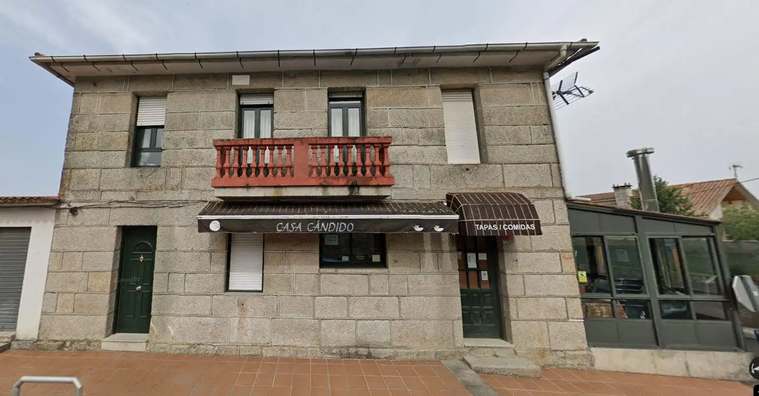 Vista exterior de Casa o xalet en venda en Gondomar amb Calefacció i Balcó