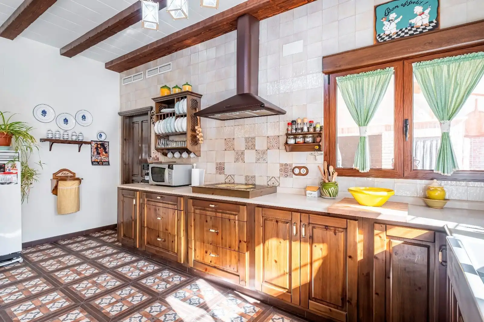 Cuina de Casa o xalet en venda en El Pinós / Pinoso amb Calefacció, Terrassa i Traster