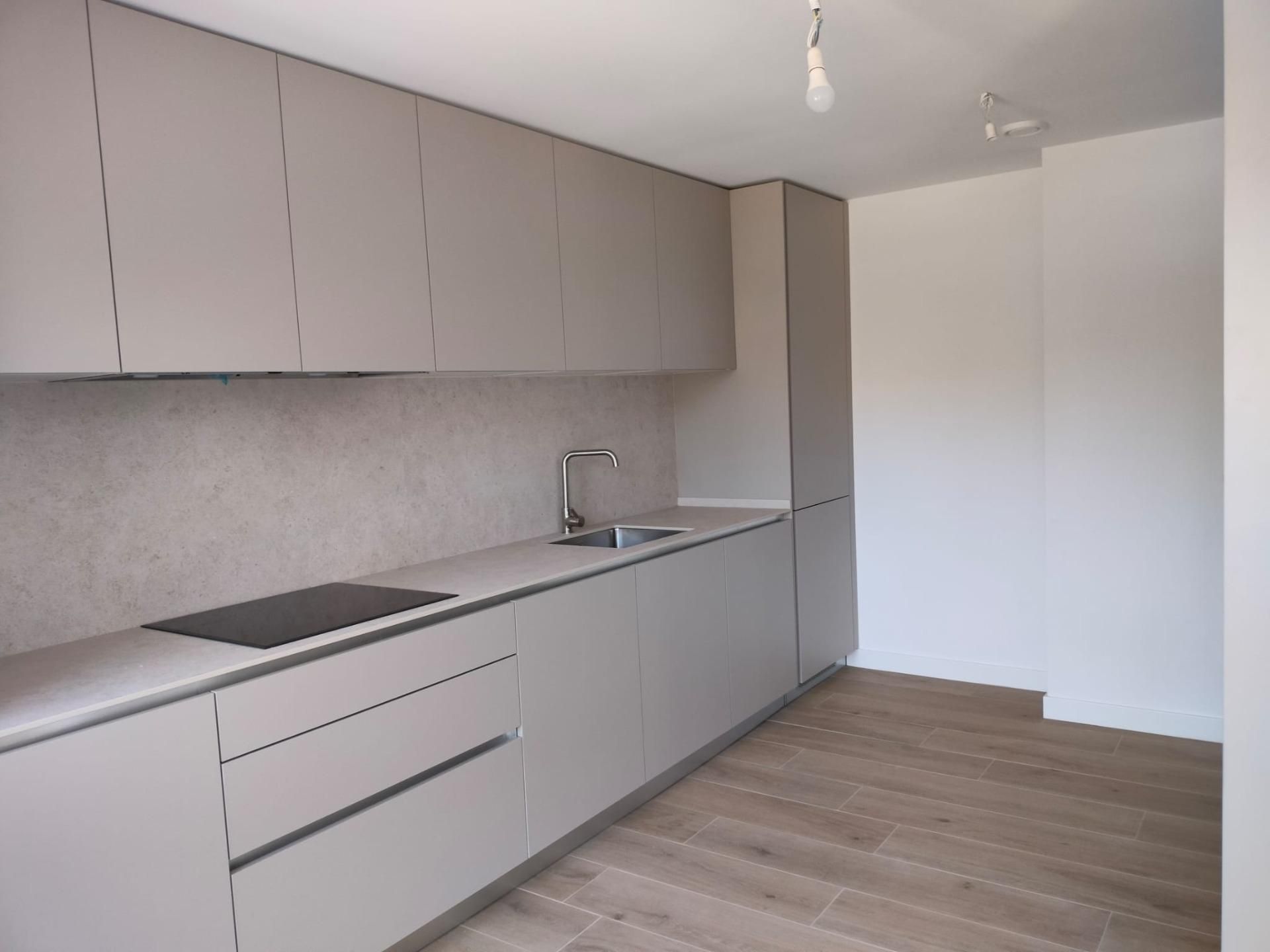 Cocina de Piso en venta en  Zaragoza Capital con Calefacción