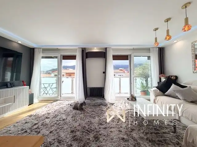 Wohnzimmer von Wohnung zum Verkauf in Bilbao  mit Klimaanlage, Heizung und Terrasse