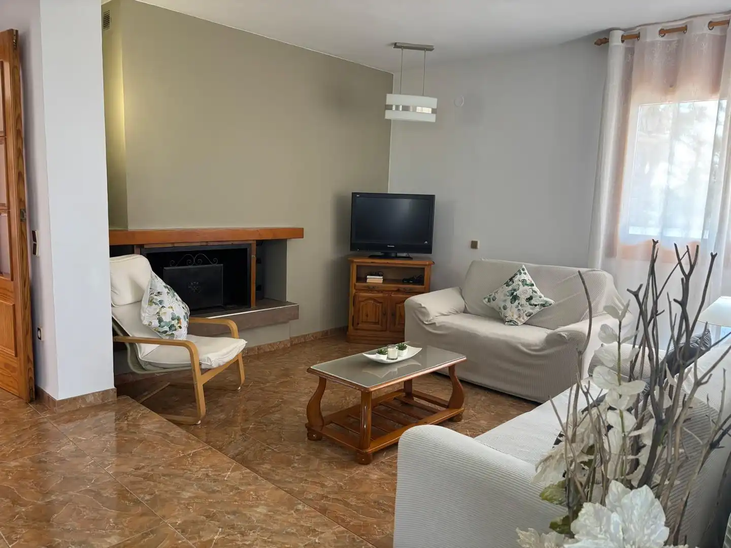 Sala de estar de Casa o chalet en venta en Deltebre con Aire acondicionado, Calefacción y Jardín privado