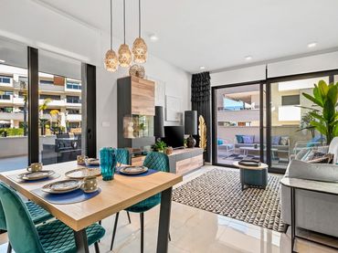 Apartamento con piscina en venta en Orihuela Costa