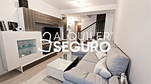 Foto 2 de Piso de alquiler en Chipre, Meco pueblo, Madrid