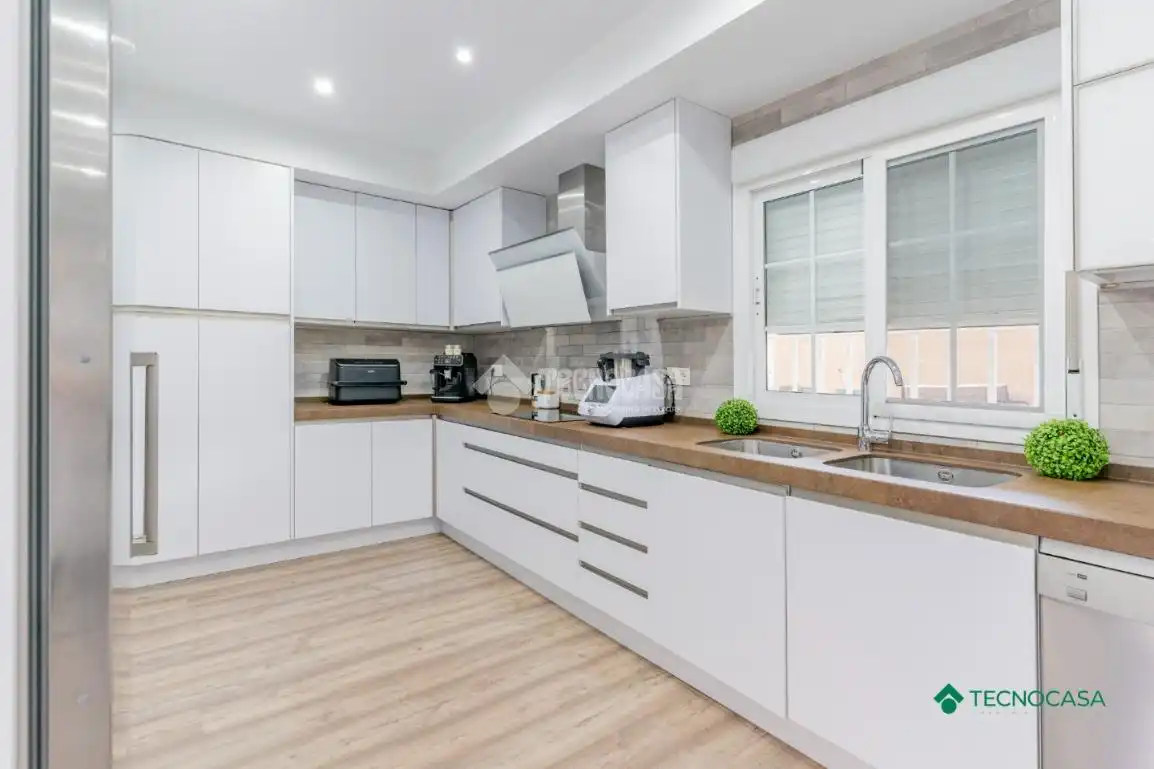 Detached homes for sale in Las Cabañuelas