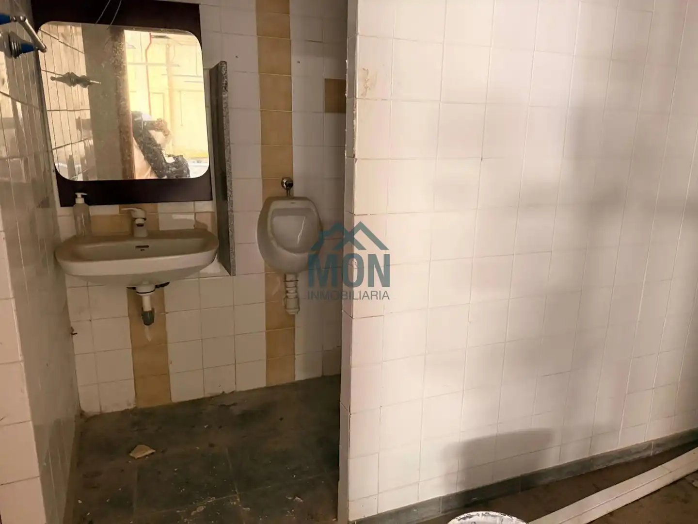 Badezimmer von Geschaftsraum zur Miete in Valencia