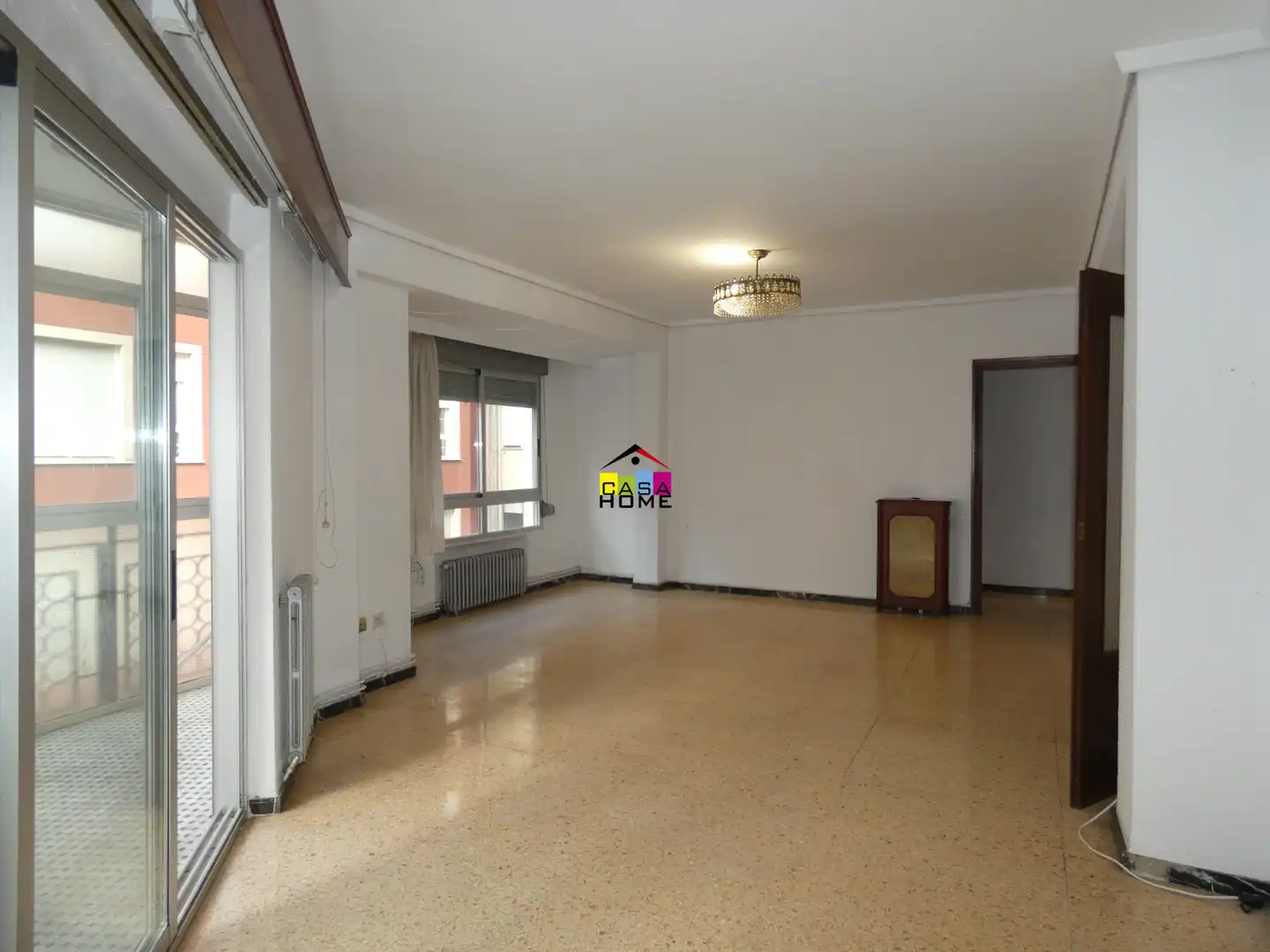 Sala d'estar de Pis en venda en Castellón de la Plana / Castelló de la Plana amb Calefacció, Traster i Balcó