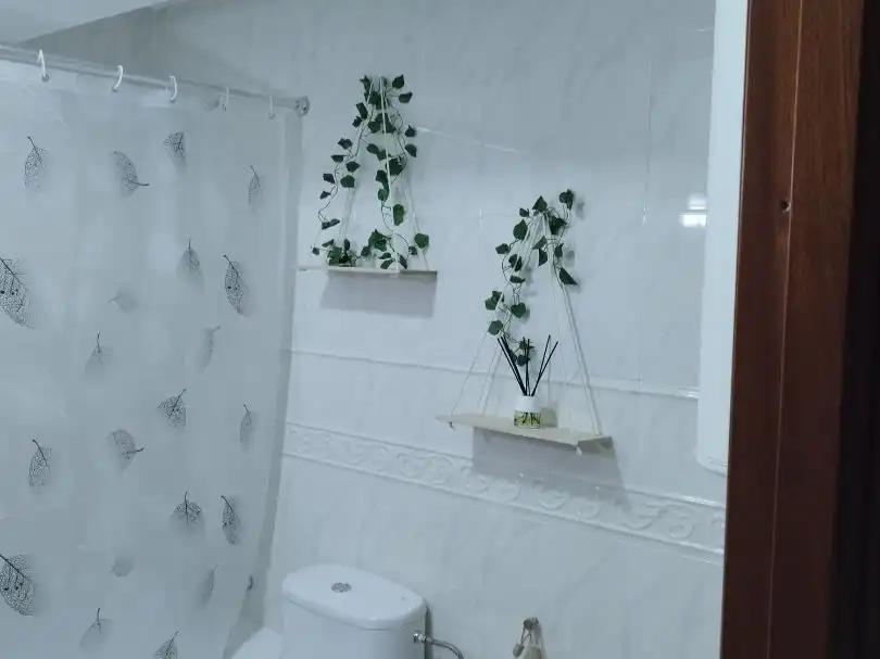Badezimmer von Wohnung zur Miete in Puerto Real mit Klimaanlage und Balkon