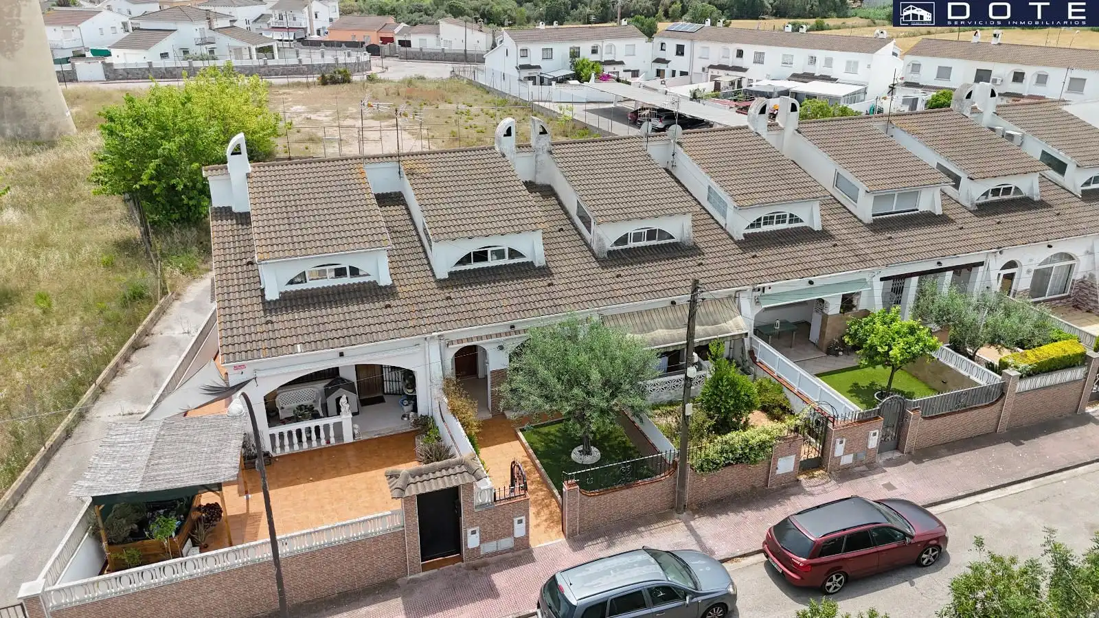 Vista exterior de Casa adosada en venta en Creixell con Terraza, Trastero y Alarma