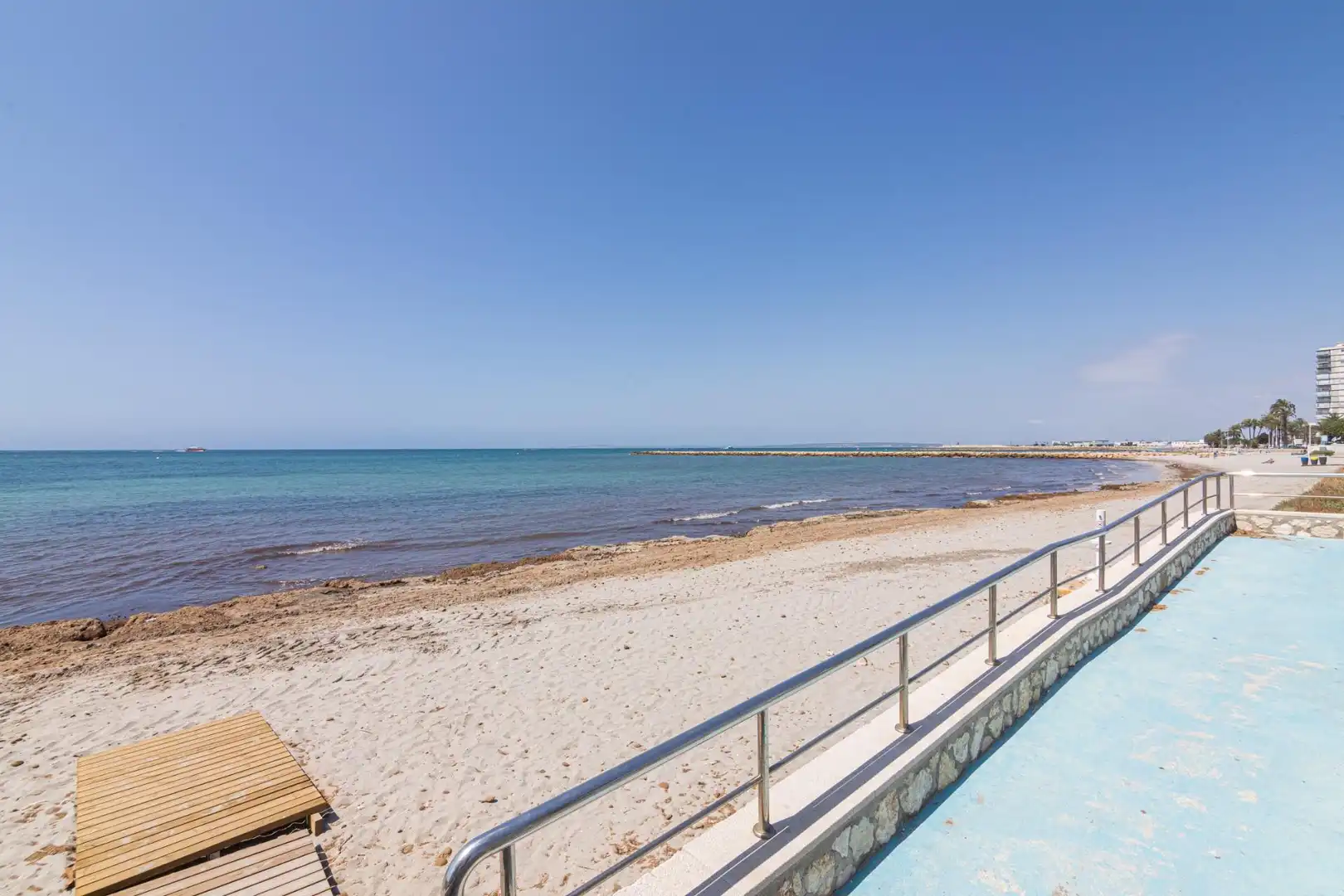Piscina de Pis en venda en Santa Pola amb Aire condicionat, Calefacció i Terrassa
