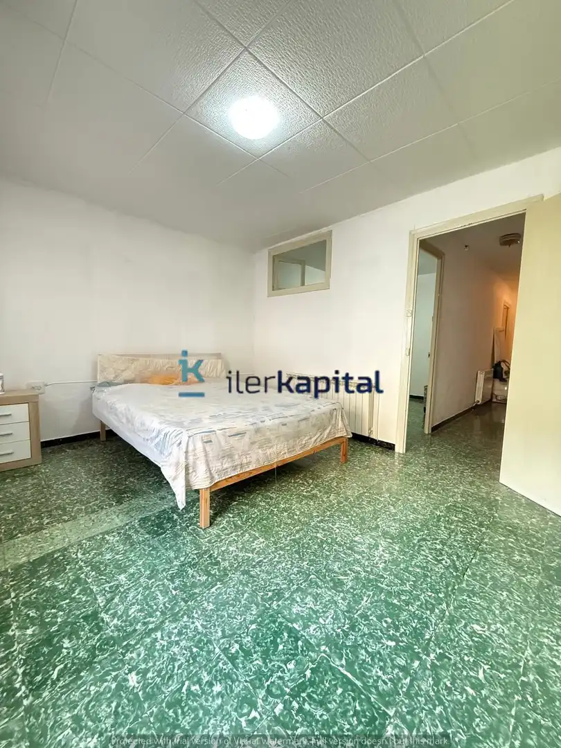 Schlafzimmer von Country house zur Miete in Alguaire mit Heizung und Abstellraum