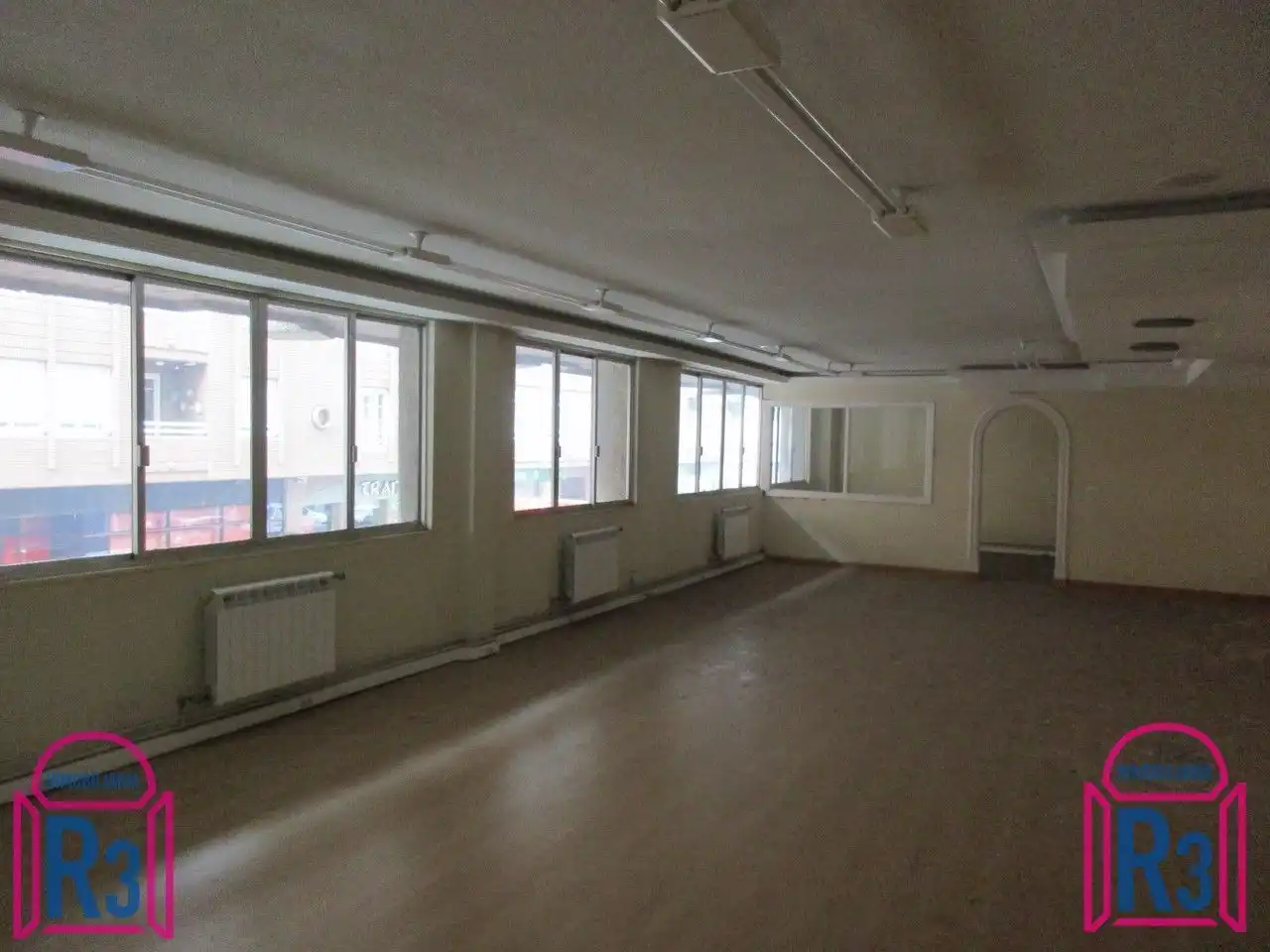 Büro zur Miete in San Claudio - La Chantría, imagen 2