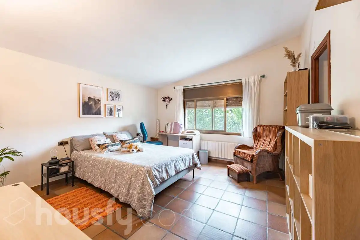 House with pool for sale in Avinguda de Corbera ., imagen 24