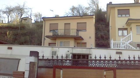Casa en venta en Lada, 3 dormitorios.