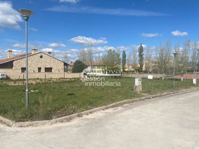 Terreno residencial en Venta en Camino Arroyo en Abades