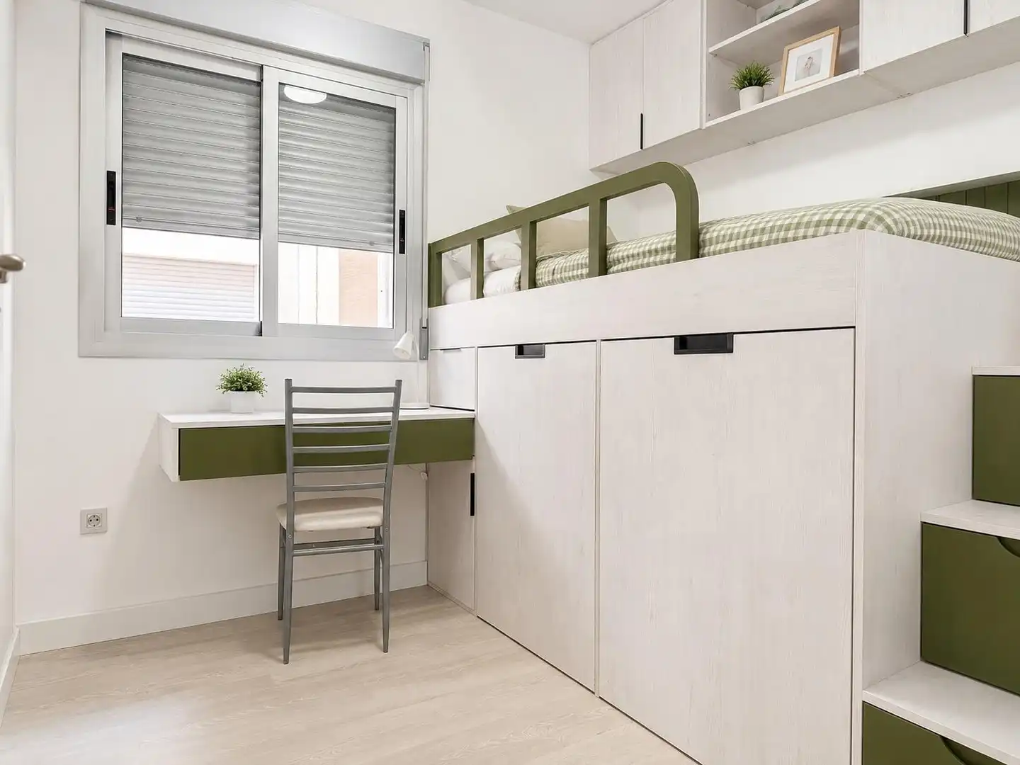 Habitación de Ático en venta en Molina de Segura con Aire acondicionado y Terraza
