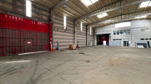 Foto 3 von Fabrikhallen zur Miete in Rúa Bell, Cambre , A Coruña