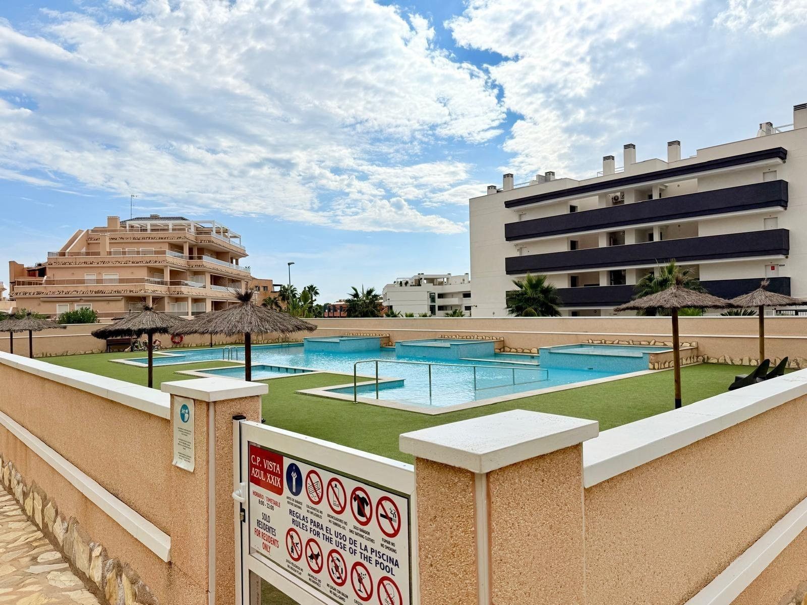 Piscina de Apartament en venda en Orihuela