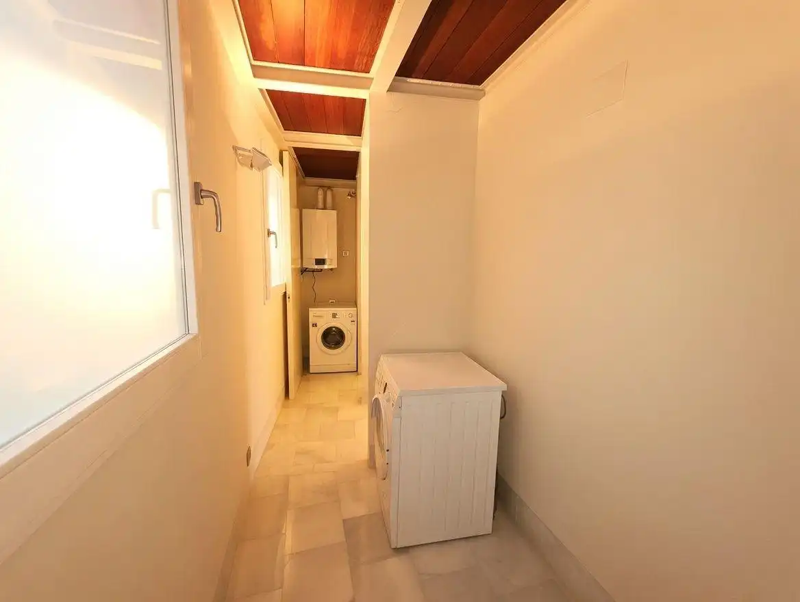 Wohnung zum Verkauf in Valencia mit Heizung, Terrasse und Abstellraum