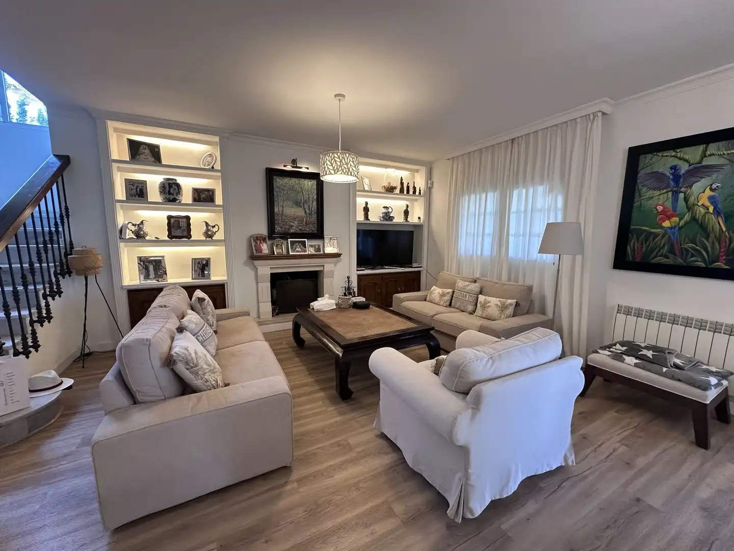 Chalet con piscina en venta en Avenida Benamara 15, imagen 2