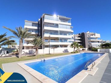 Flat with pool for sale in Orihuela Costa