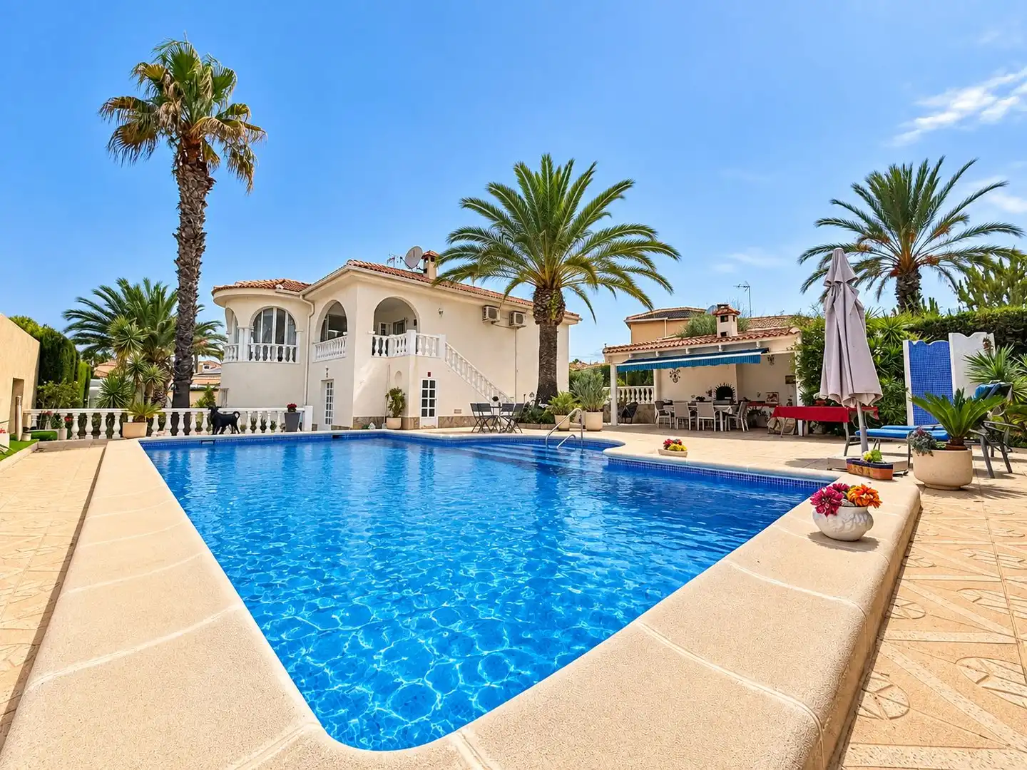 Villa mit Pool zum Verkauf in Ciudad Quesada