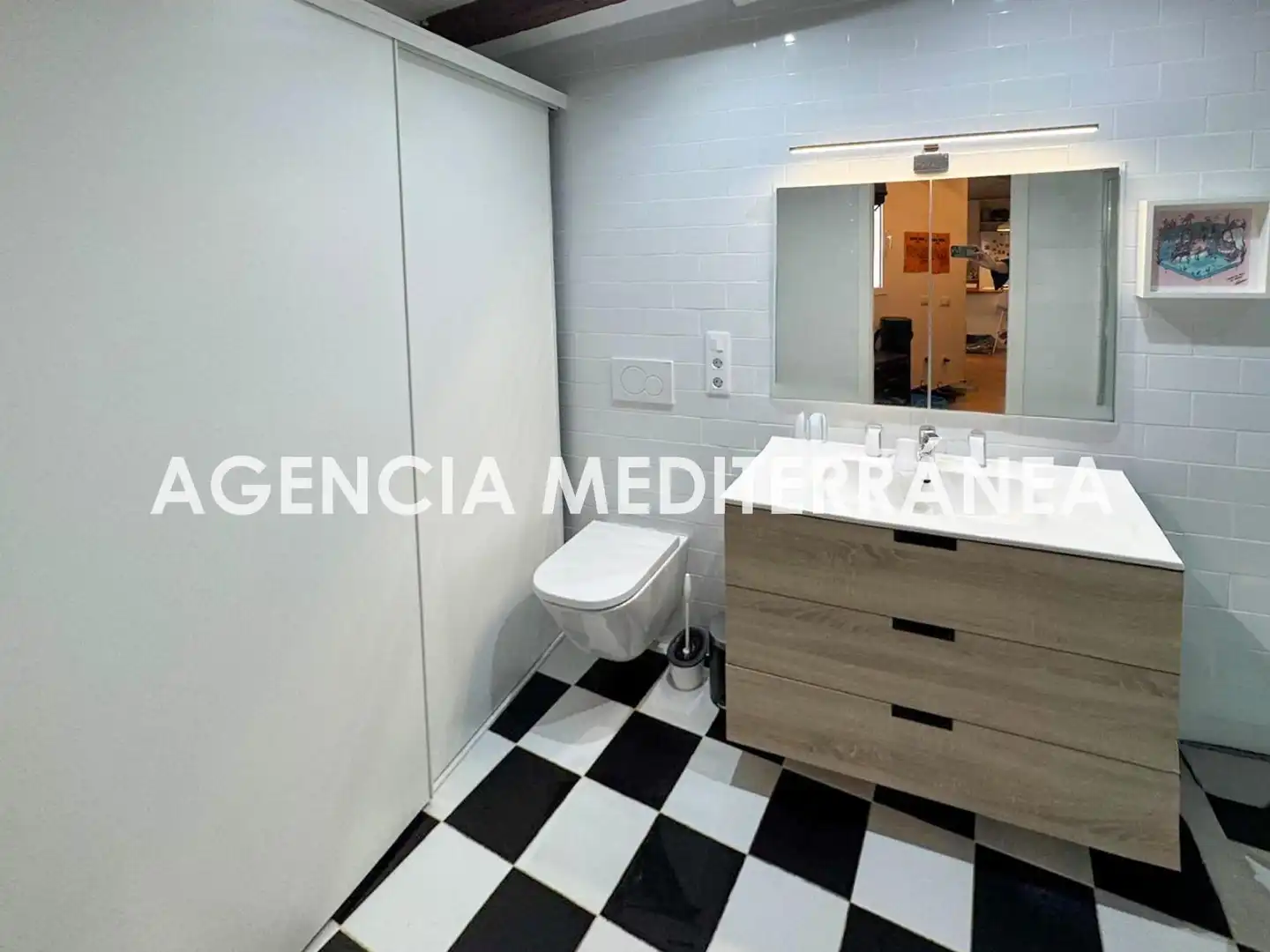 Baño de Piso en venta en Valencia con Aire acondicionado, Calefacción y Balcón