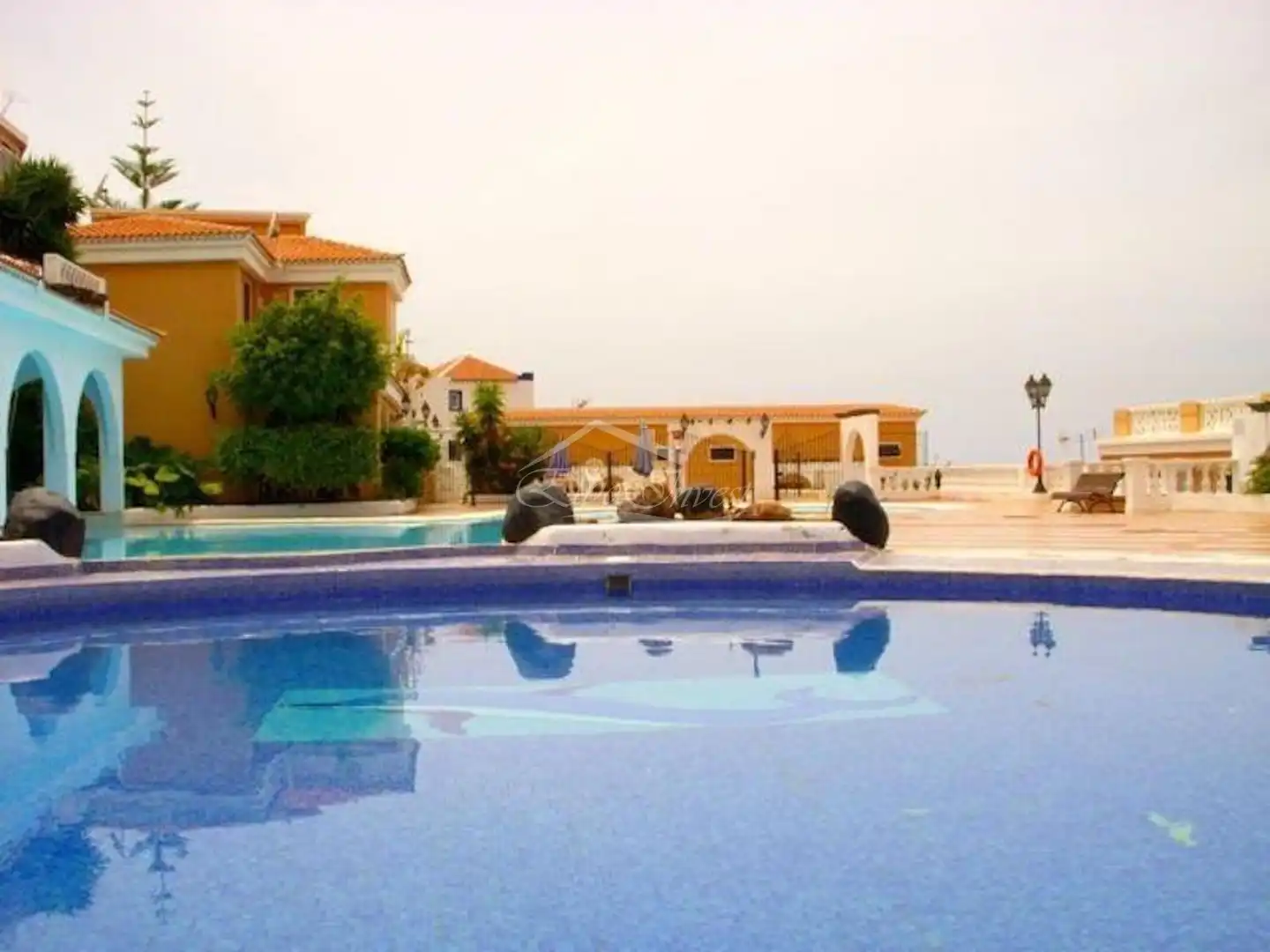 Piscina de Dúplex en venta en Adeje con Aire acondicionado, Parquet y Terraza