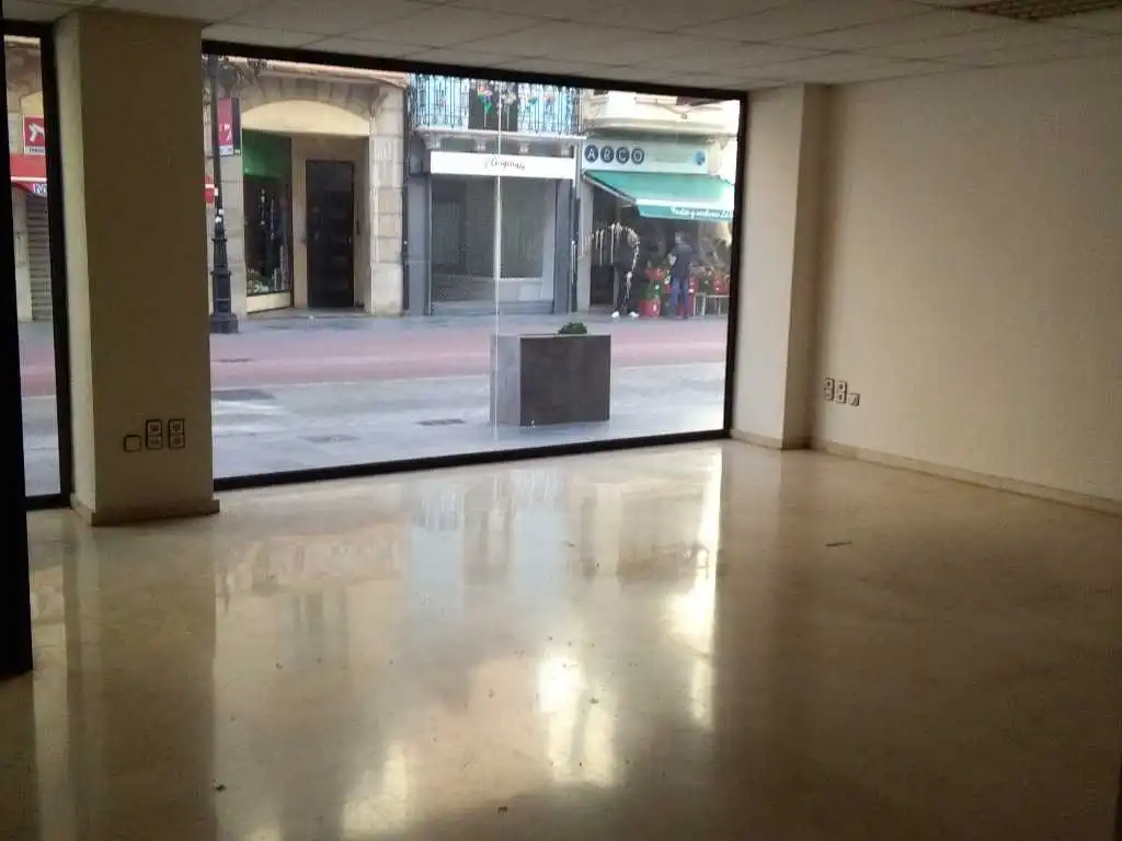 Local comercial en venda a Carrer de Saragossa 9, imagen 6