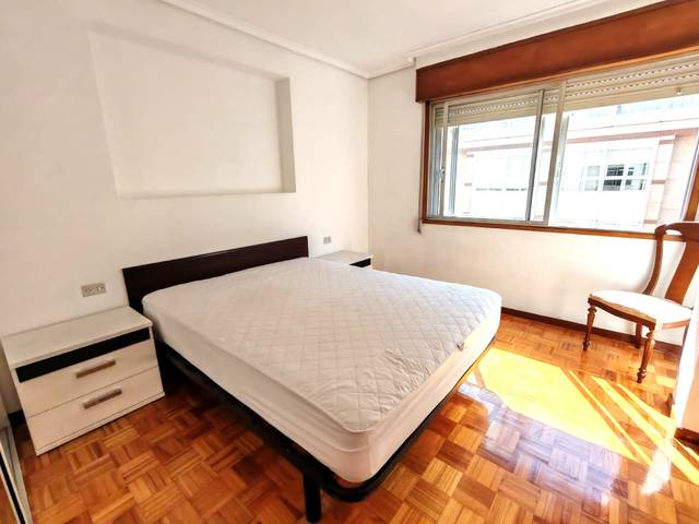 Piso en Alquiler en Rúa de Barcelona, 47 en O Castro