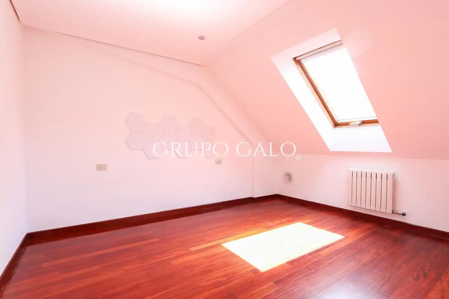 Dúplex de lloguer en Vigo  amb Calefacció i Parquet