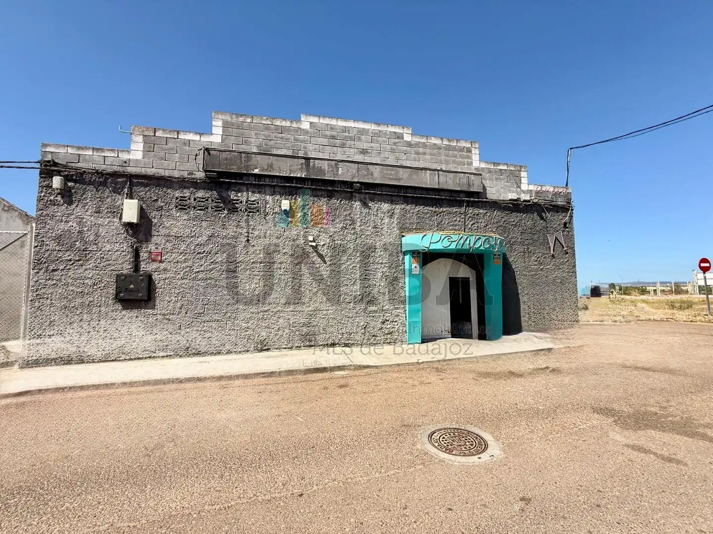 Nau industrial en venda a Maria Auxiliadora - Barriada de Llera, imagen 2