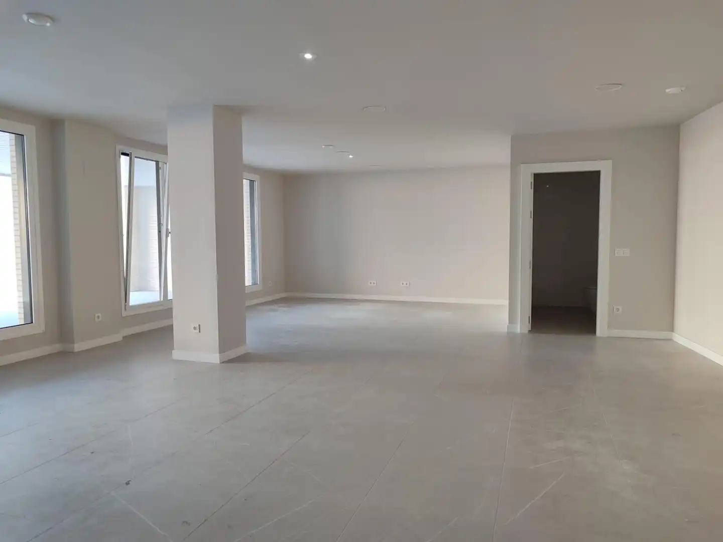 Wohnung zur Miete in Calle Calle General Elorza, Salesas - Foncalada - Campoamor