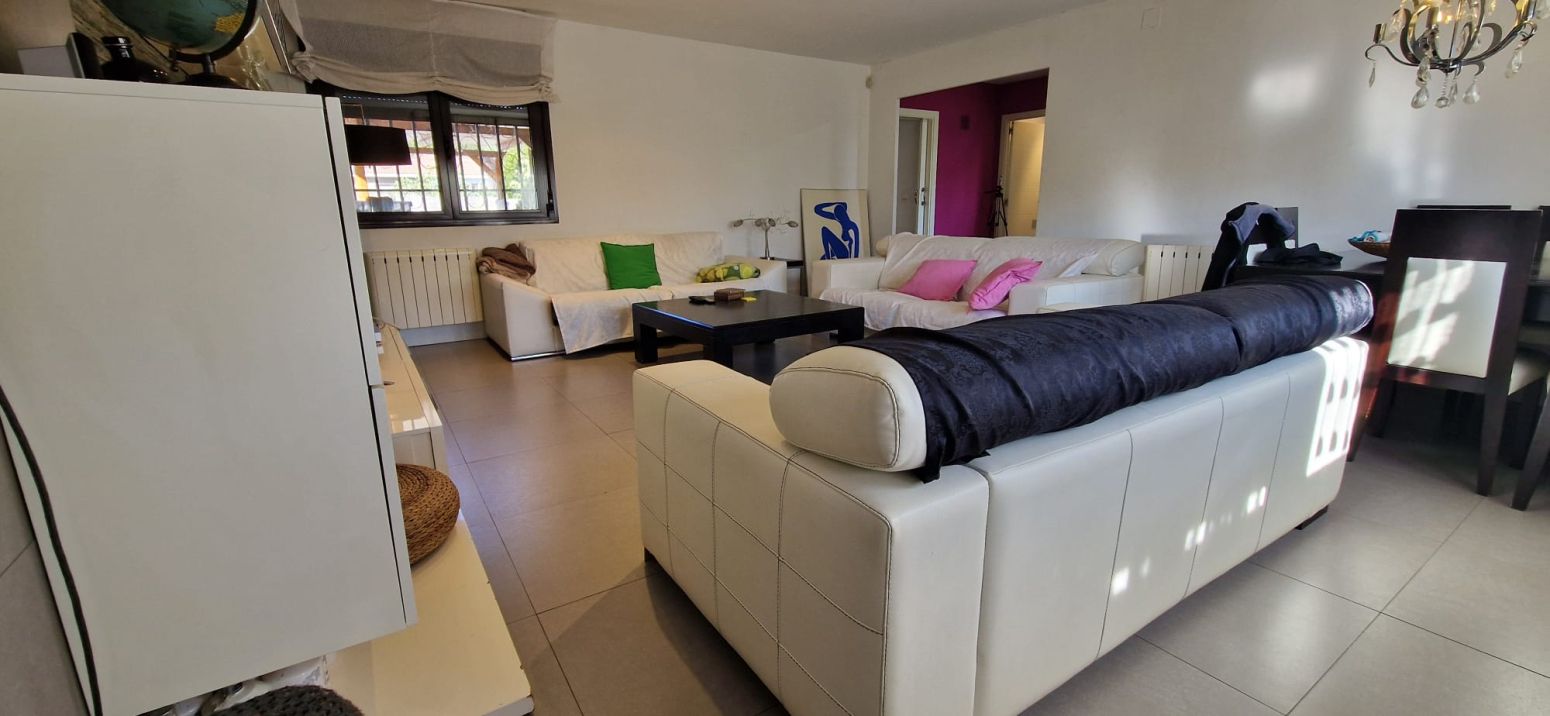 Living room of Houses for sale in Griñón  with Heating, Parquet flooring and Storage room