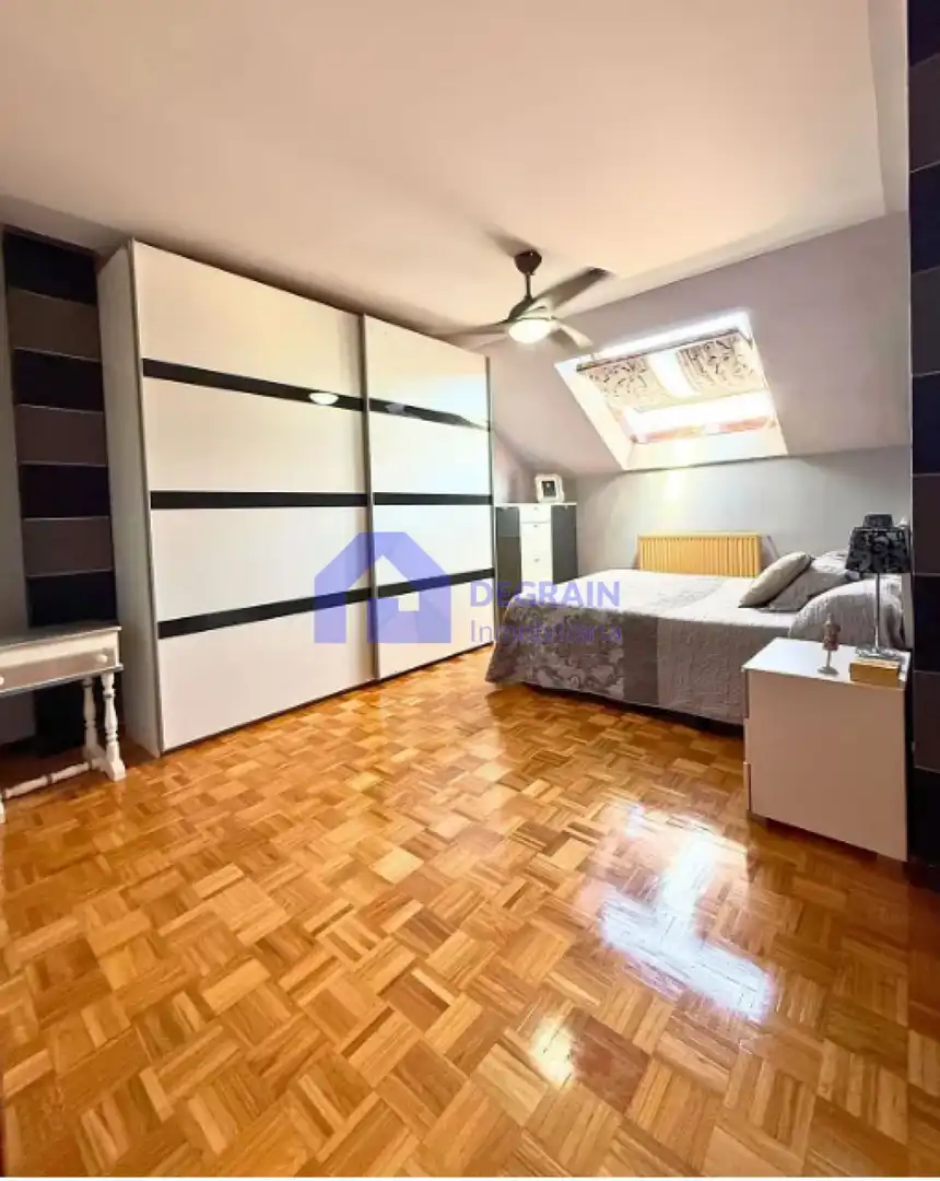 Bedroom of Attic for sale in Langreo  with Terrace and Storage room