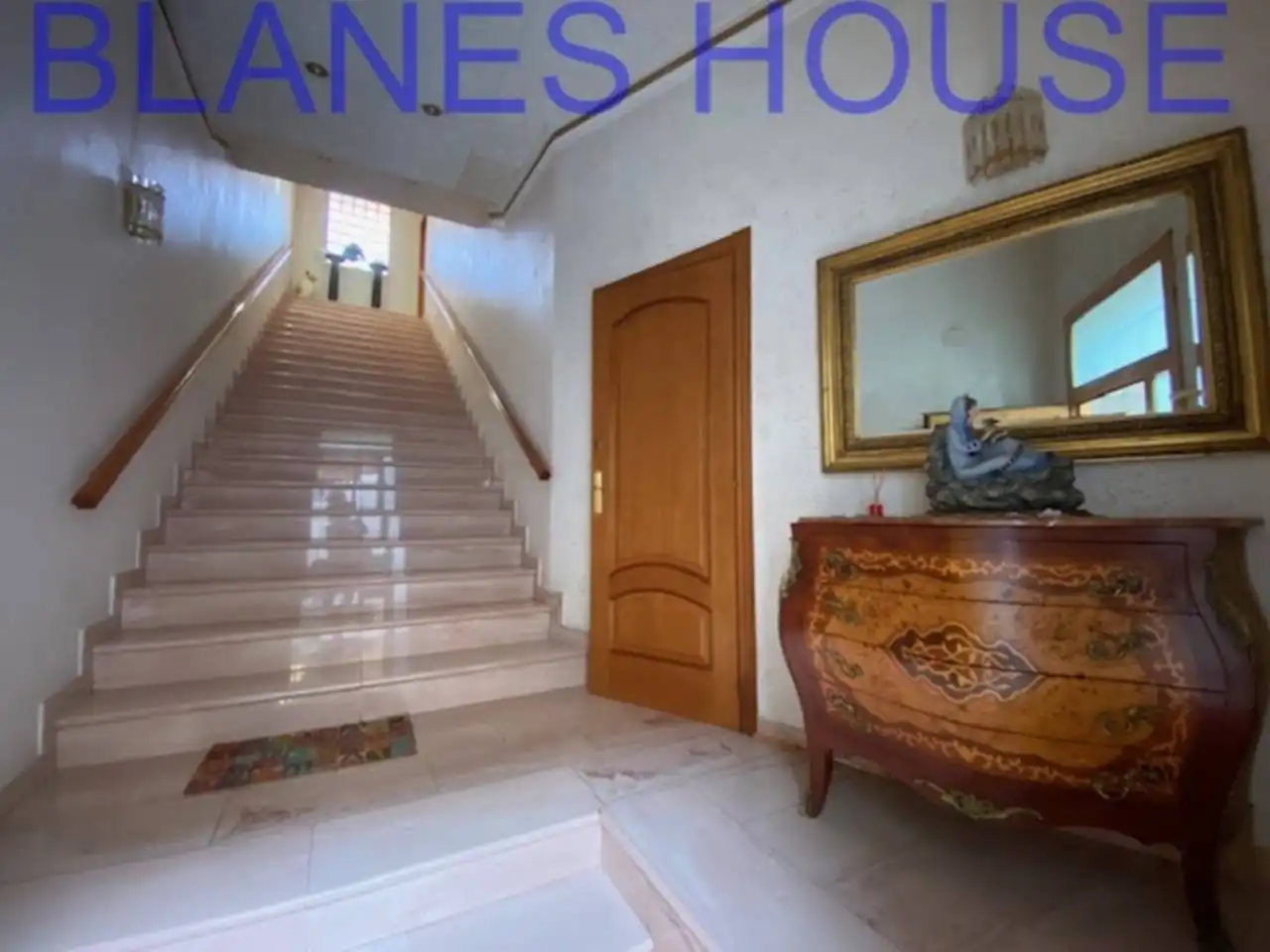Casa en venta en Calle Puigvert 7, imagen 2