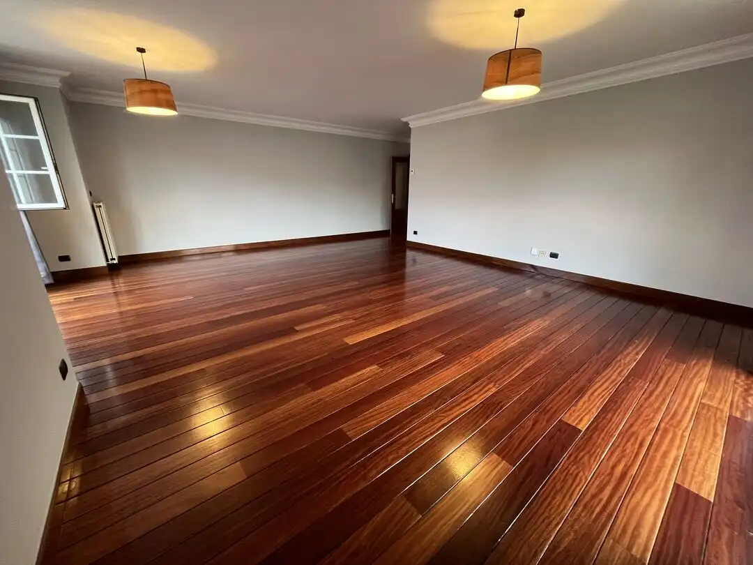 Wohnzimmer von Wohnung zur Miete in Leioa mit Heizung, Privatgarten und Abstellraum