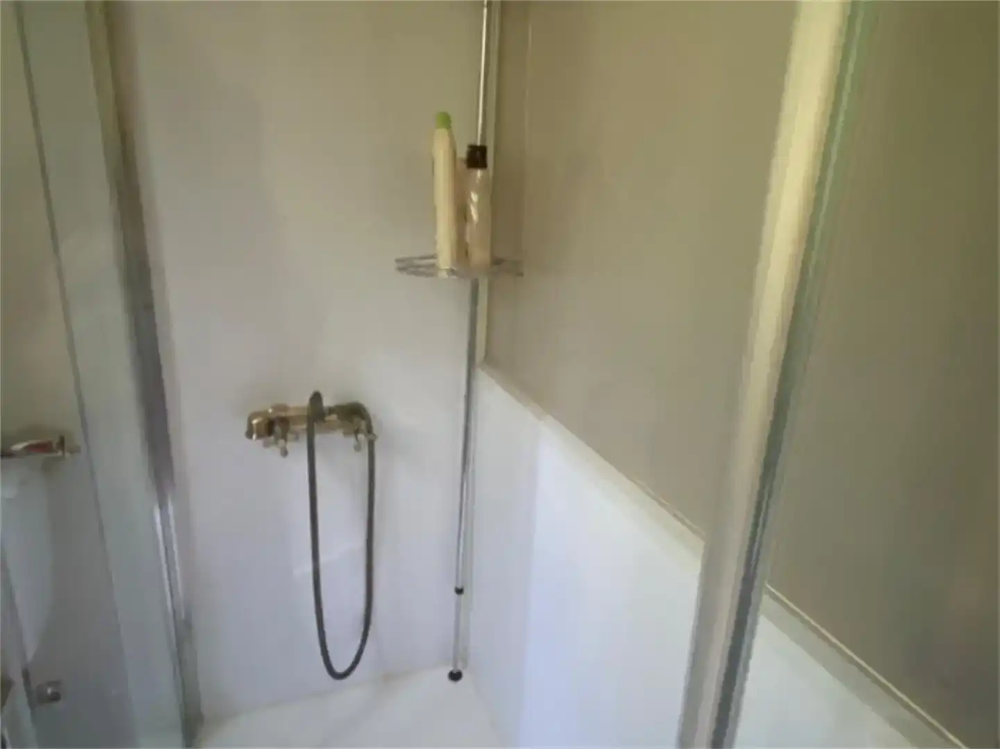 Bany de Finca rústica en venda en Iznatoraf amb Jardí privat, Parquet i Piscina