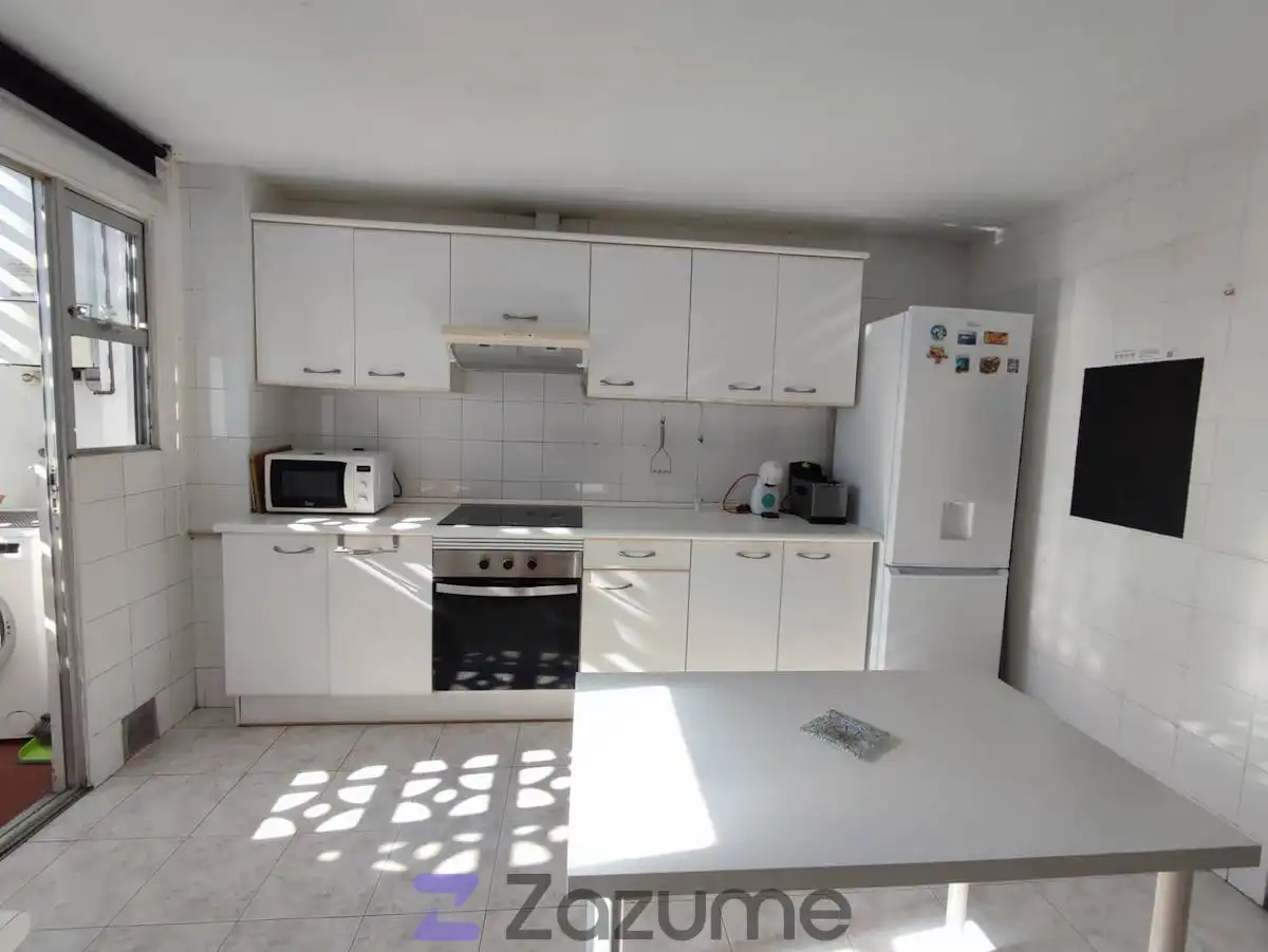 Wohnung zur Miete in C. Padre Feijoo, Caranza